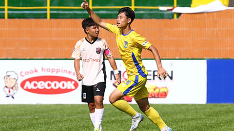 Ngược dòng trước Becamex TP.HCM, SLNA vào bán kết U15 Quốc gia